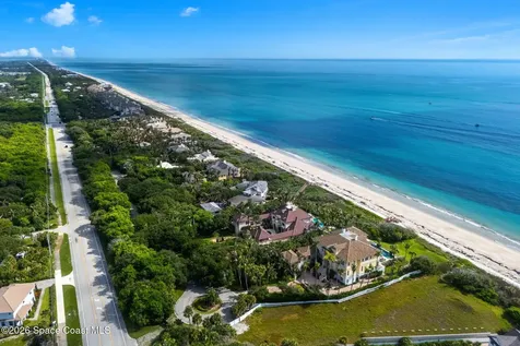 211 Beachside Drive Orchid FL 32963