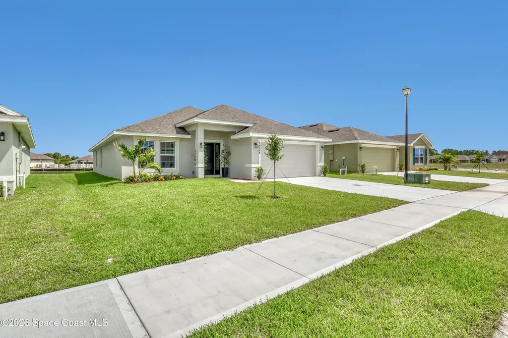 1038 Soleway Avenue NW Palm Bay FL 32907