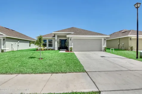 1038 Soleway Avenue NW Palm Bay FL 32907