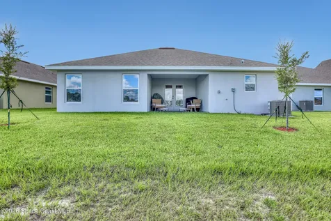 1038 Soleway Avenue NW Palm Bay FL 32907