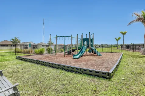 1038 Soleway Avenue NW Palm Bay FL 32907