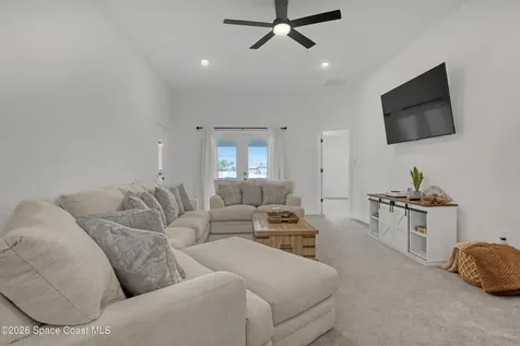 1038 Soleway Avenue NW Palm Bay FL 32907