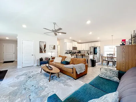 1021 Canfield Circle SE Palm Bay FL 32909
