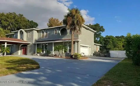 5627 Masters Boulevard Orlando FL 32819