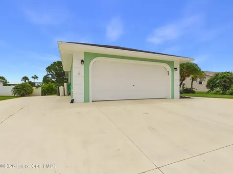 865 George Street Sebastian FL 32958