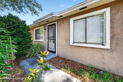 959 Sablon Street SE Palm Bay FL 32909
