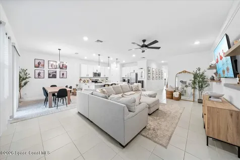732 Veridian Circle NW Palm Bay FL 32907
