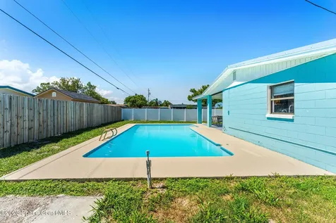 632 Teak Drive Melbourne FL 32935