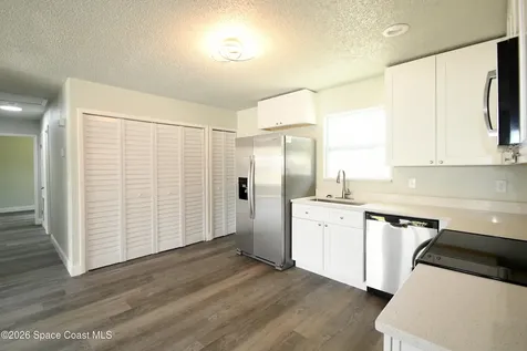 919 Colonial Avenue SE Palm Bay FL 32905