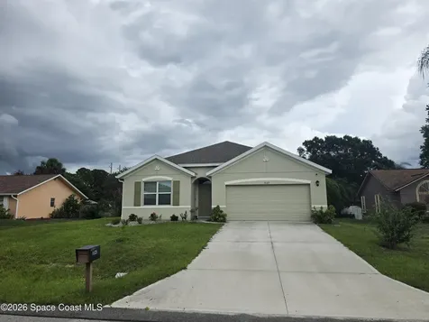 1625 Kanabec Avenue NW Palm Bay FL 32907