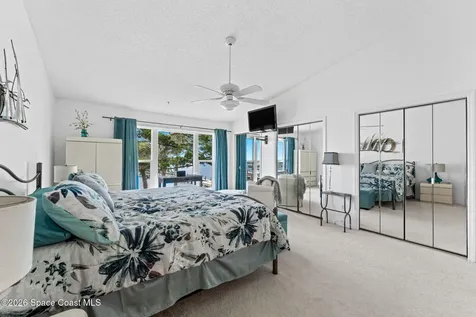 1909 S Riverside Drive S Edgewater FL 32141