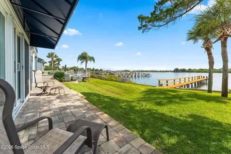 1909 S Riverside Drive S Edgewater FL 32141