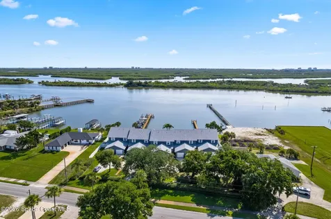 1909 S Riverside Drive S Edgewater FL 32141