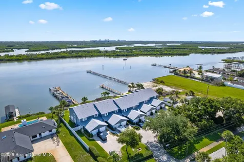 1909 S Riverside Drive S Edgewater FL 32141