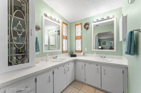 4403 Twin Lakes Drive Melbourne FL 32934