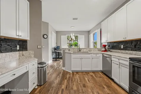 570 Gardendale Circle SE Palm Bay FL 32909