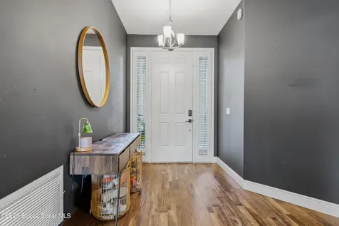 570 Gardendale Circle SE Palm Bay FL 32909