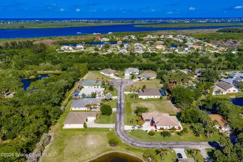7445 36th Court Vero Beach FL 32967