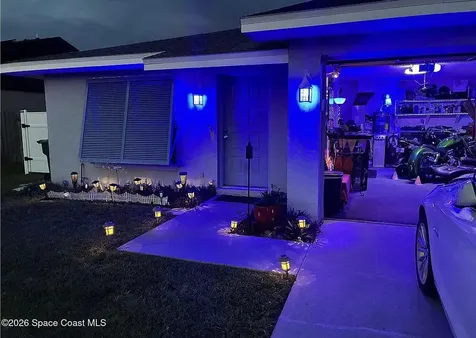 37 E Towne Place Titusville FL 32796