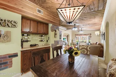 1055 S Brevard Avenue Cocoa Beach FL 32931