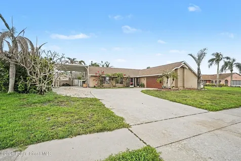 1131 Fairway Court NE Palm Bay FL 32905