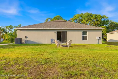 199 Tile Avenue SW Palm Bay FL 32908