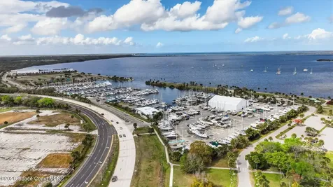 7 Indian River Avenue Titusville FL 32796