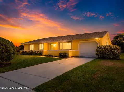 1091 Cadillac Drive NE Palm Bay FL 32905