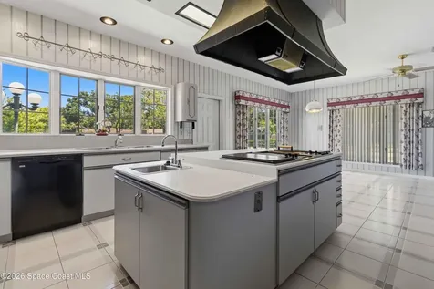 628 Pelican Bay Drive Daytona Beach FL 32119