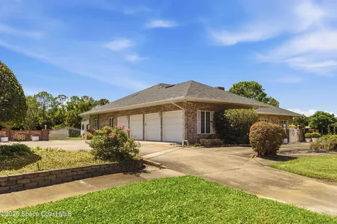 628 Pelican Bay Drive Daytona Beach FL 32119