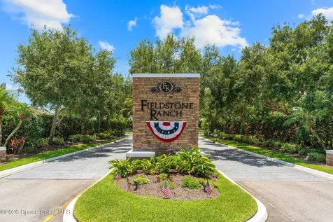 7657 Fieldstone Ranch Square Vero Beach FL 32967