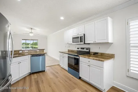966 E 13th Square Vero Beach FL 32960