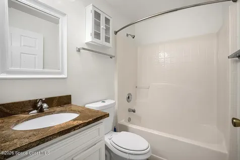 966 E 13th Square Vero Beach FL 32960
