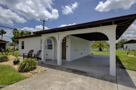 121 Del Mar Street Indialantic FL 32903