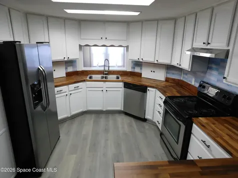 763 Lark Drive Barefoot Bay FL 32976