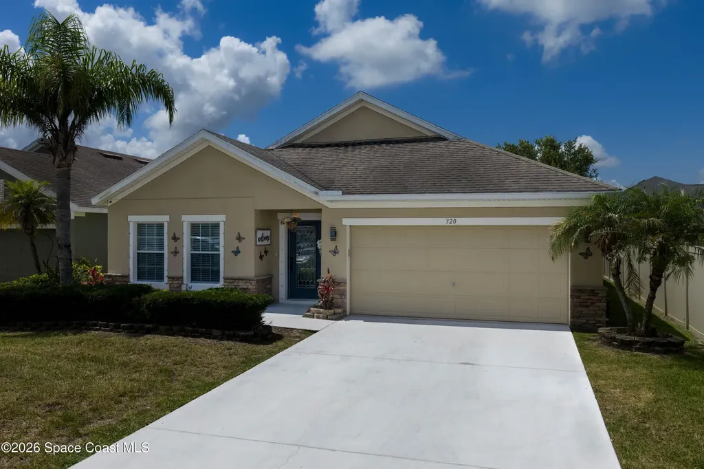 320 Wishing Well Circle SW Palm Bay FL 32908