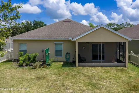 320 Wishing Well Circle SW Palm Bay FL 32908
