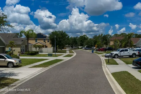 320 Wishing Well Circle SW Palm Bay FL 32908