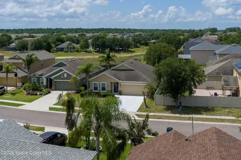 320 Wishing Well Circle SW Palm Bay FL 32908