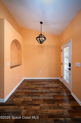 320 Wishing Well Circle SW Palm Bay FL 32908