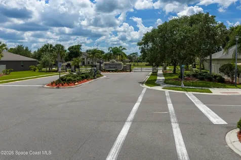 320 Wishing Well Circle SW Palm Bay FL 32908