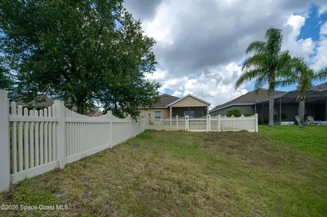 320 Wishing Well Circle SW Palm Bay FL 32908