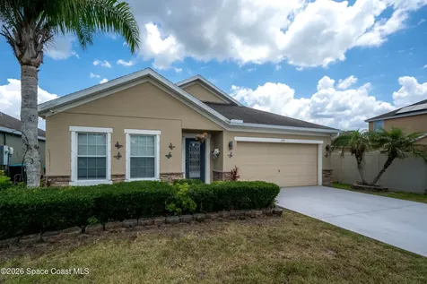 320 Wishing Well Circle SW Palm Bay FL 32908