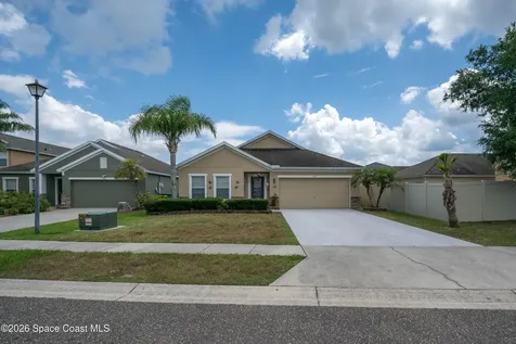 320 Wishing Well Circle SW Palm Bay FL 32908