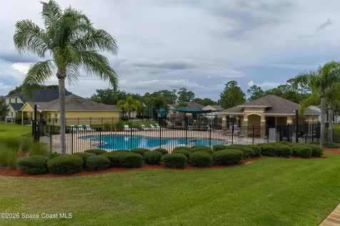 320 Wishing Well Circle SW Palm Bay FL 32908