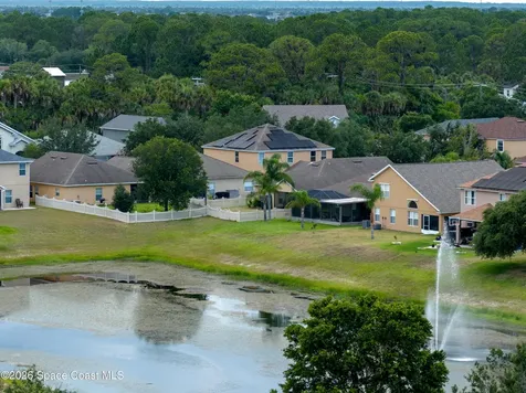320 Wishing Well Circle SW Palm Bay FL 32908