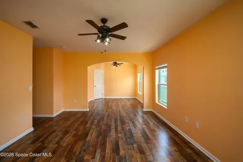 320 Wishing Well Circle SW Palm Bay FL 32908