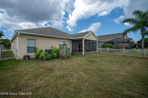 320 Wishing Well Circle SW Palm Bay FL 32908