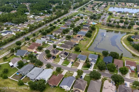 320 Wishing Well Circle SW Palm Bay FL 32908
