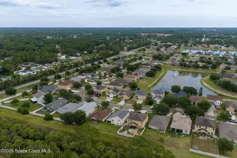 320 Wishing Well Circle SW Palm Bay FL 32908